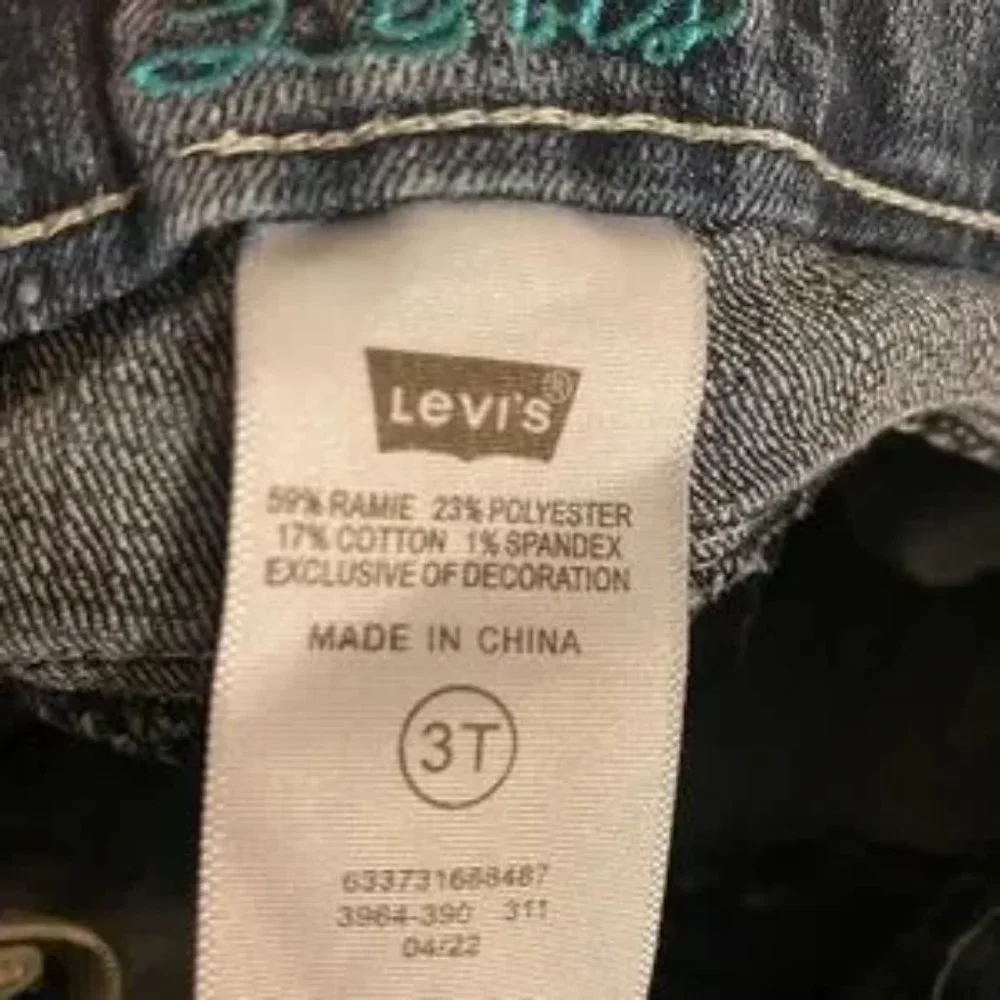 Levi's Girl's blue jeans with gems‎ and embroidered hearts Adjustable Waist 3T